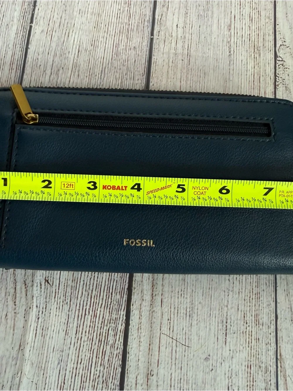 FOSSIL Madison Blue Heart Zipper Wallet